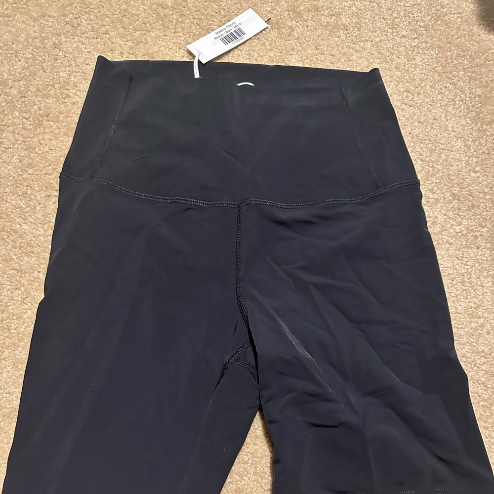 NWT Addison bay waverly bike shorts, high waisted. M, run small